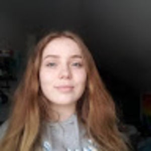 Meet your Posher, Cassandra